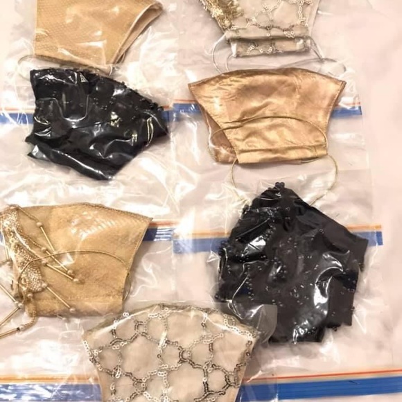Brand new Fancy Masks - Picture 3 of 8